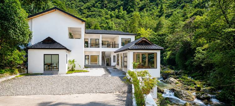 西岭·嬉野私汤民宿(花水湾店)图片