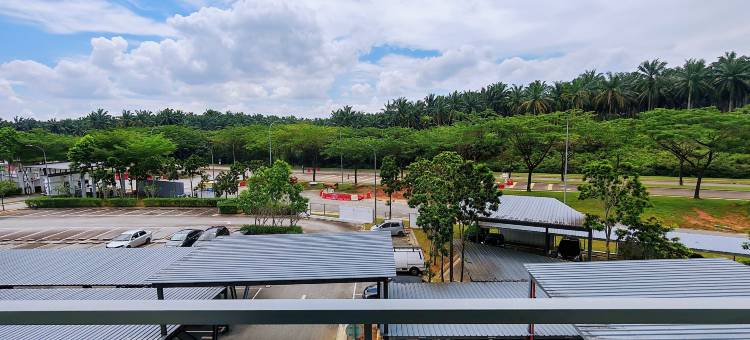 Camellia Residence ForestView near Eco Palladium Seri Austin Johor Bahru by  Harmony Homestay图片