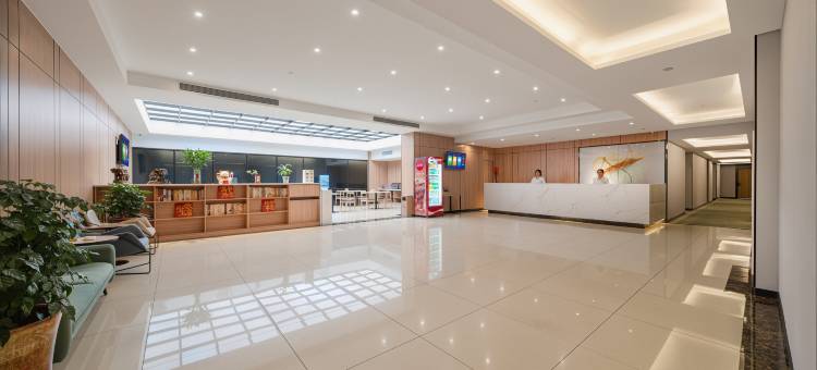 格林豪泰酒店(六安新都会红街店)图片