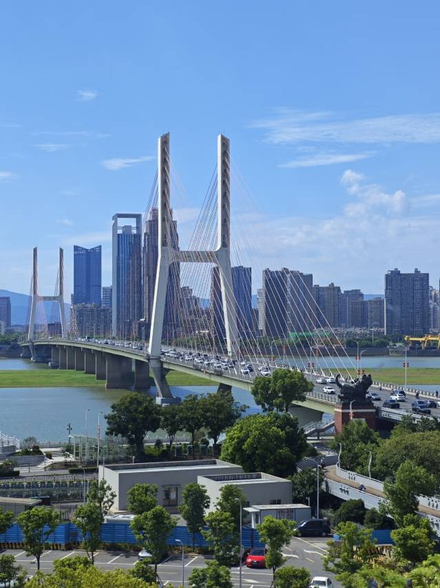 全季南昌红谷滩省博物馆江景酒店图片
