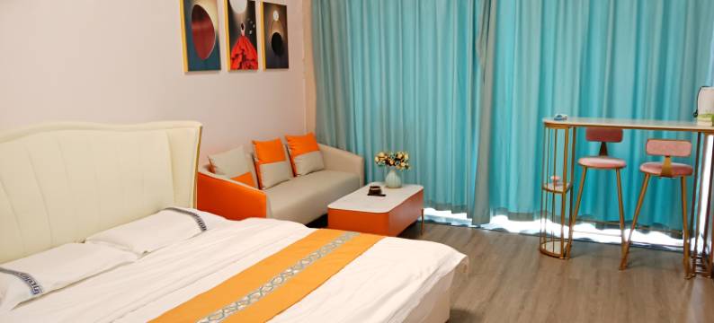 太初幻境电竞民宿(宝鸡高新文理学院店)图片