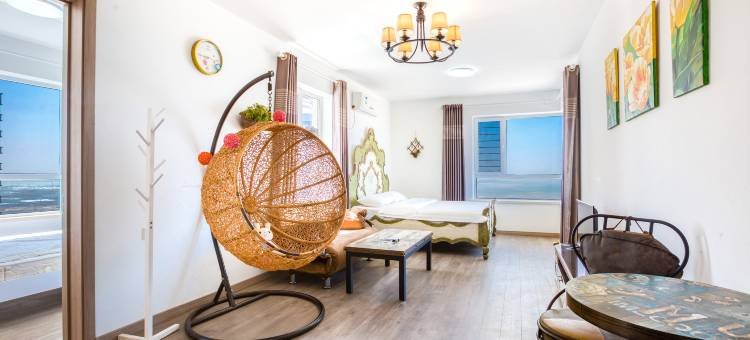 拾光海景民宿(山海广场万科店)图片