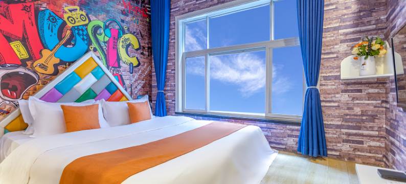 新郑比啦屋水晶主题民宿图片