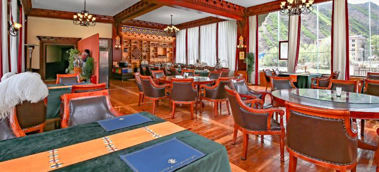 康定藏地祥雪酒店图片