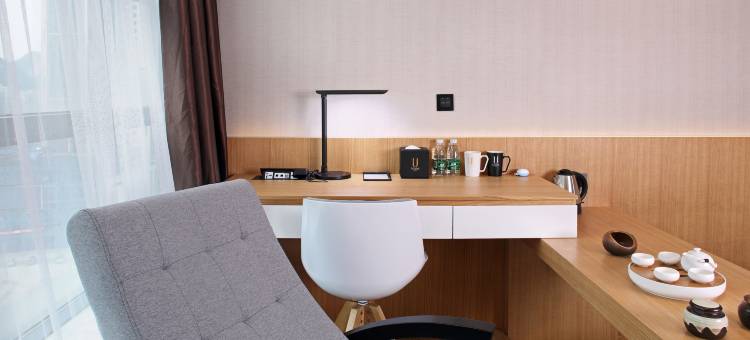 UEASY优逸酒店(柳州窑埠古镇万象城店)图片