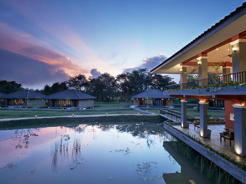 国王领地岩景酒店