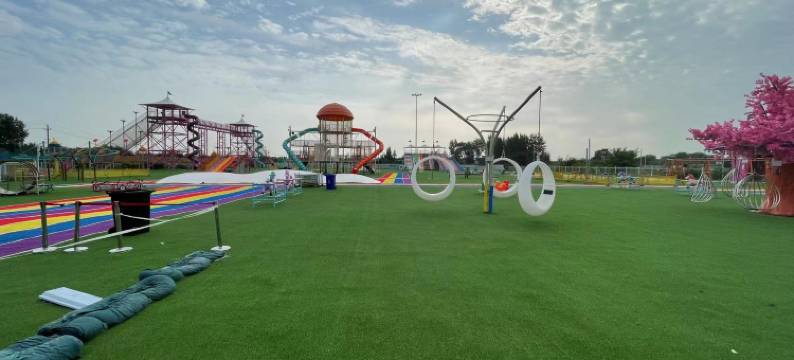 云悦·拾光观影酒店(锦荣广场兰河公园地铁站店)图片