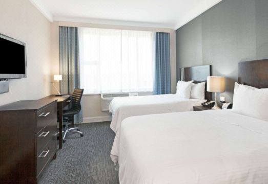 Wyndham Garden Long Island CityHotel Overview