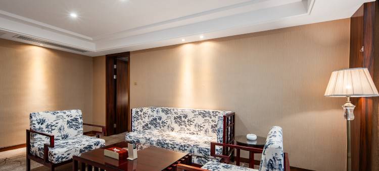 锦都金源酒店(鹰潭火车站体育馆路店)图片