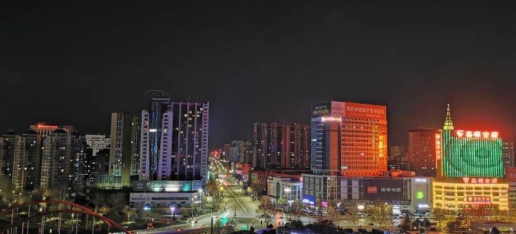 红枕安悦酒店(潍坊泰华城中兴商业街店)图片