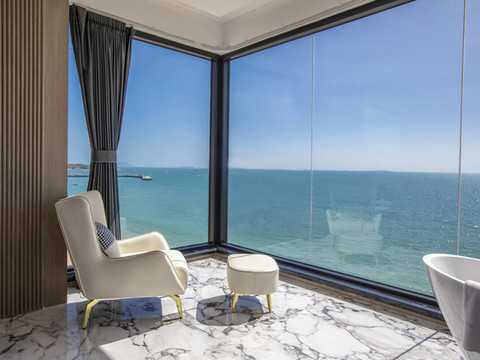 三亚熊猫爱上海·海景轻奢美宿(天涯海角店)