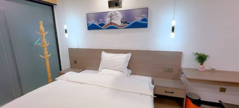 北海小熊的家·庭院民宿(侨港风情街店)图片