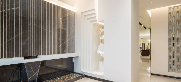 丽呈君顿酒店(重庆沙坪坝火车站三峡广场店)图片