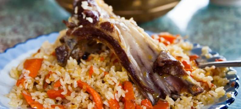 喀什市宁疆酒店(喀什古城昆仑塔店)图片