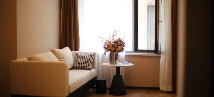 侨际轻奢酒店(沈阳北站岐山路地铁站店)图片