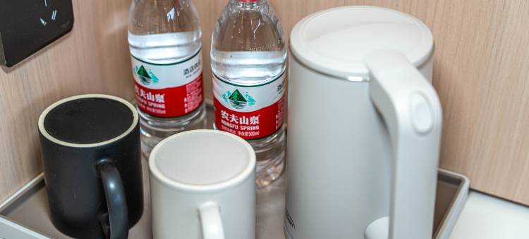 夕漫假日酒店(康定新都桥店)图片