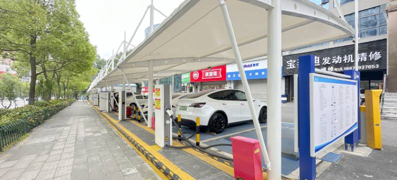 四·季国际酒店(十堰北京中路大学城店)图片