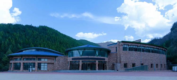 宁夏旅投六盘山宿集图片