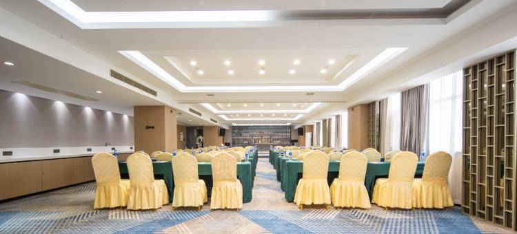 武汉光谷广场杨家湾地铁站怡程酒店图片