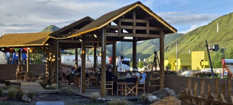 康定新都桥虞悦酒店图片