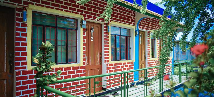 Dmi Hotels and Apartments, Tabaco City Albay by RedDoorz图片