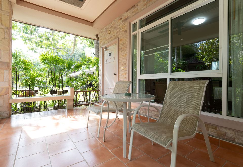 Villa Wanida Garden Resort Hotel Overview