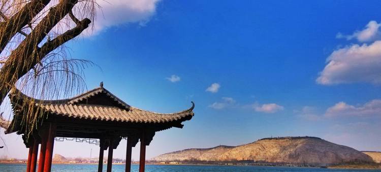 沃德阿拉丁酒店(梁山水泊北路店)图片