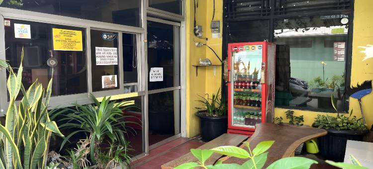 鲁玛库宁伊斯兰酒店(Rumah Kuning Syariah)图片