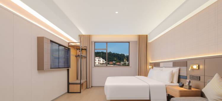 广州白云山如家精选PLUS酒店图片