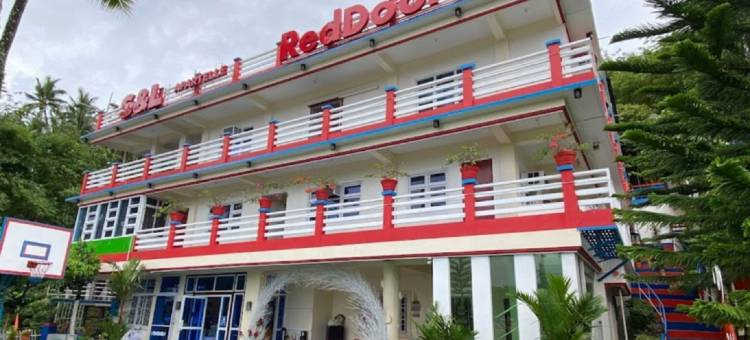 RedDoorz @ S & L Apartelle Daraga Albay图片