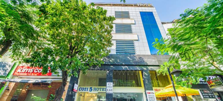 精选 O 舒适 5 号酒店 - 靠近 SECC(Collection O Cozy 5 Hotel - Near SECC)图片