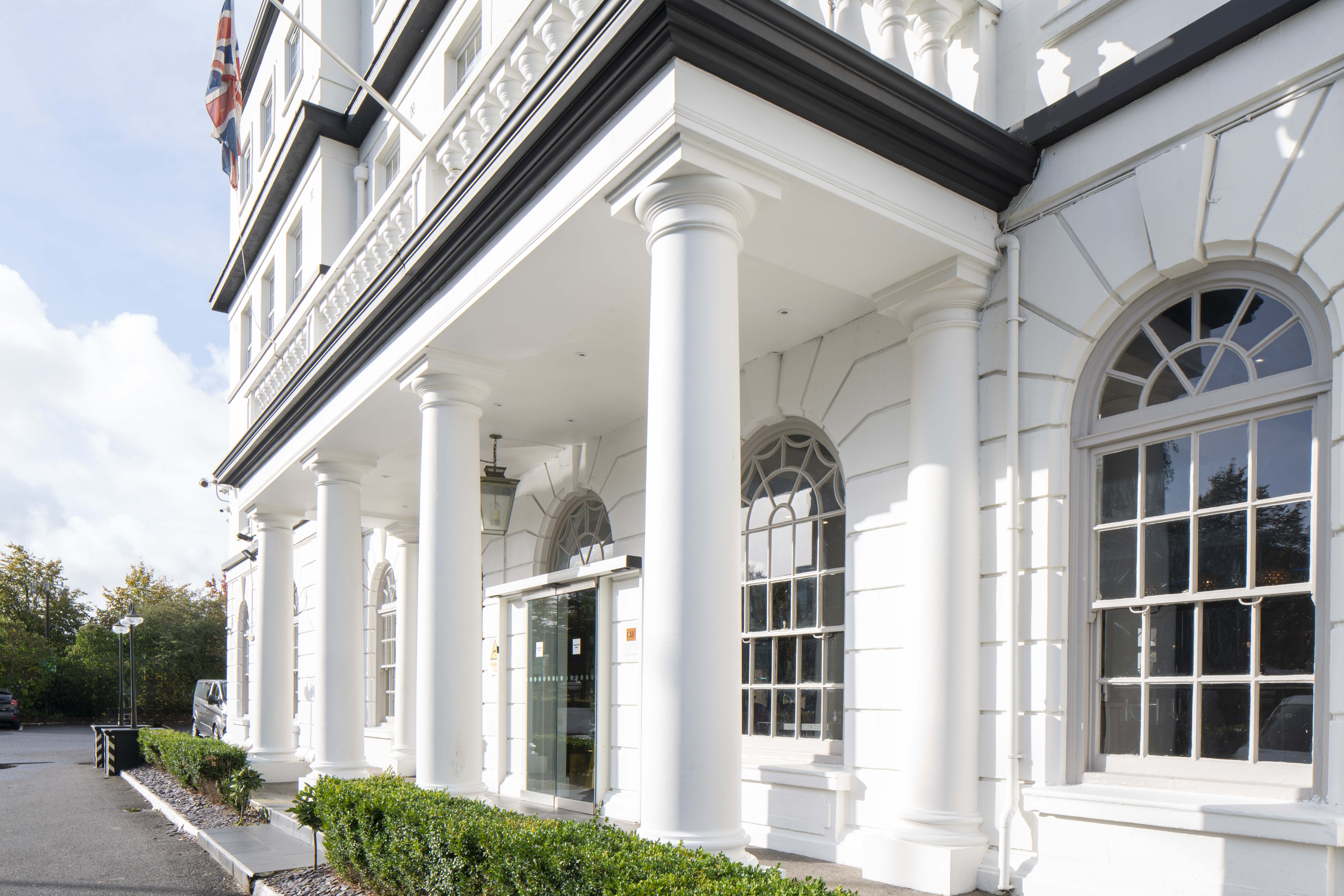 London Croydon Aerodrome Hotel, BW Signature Collection Over view