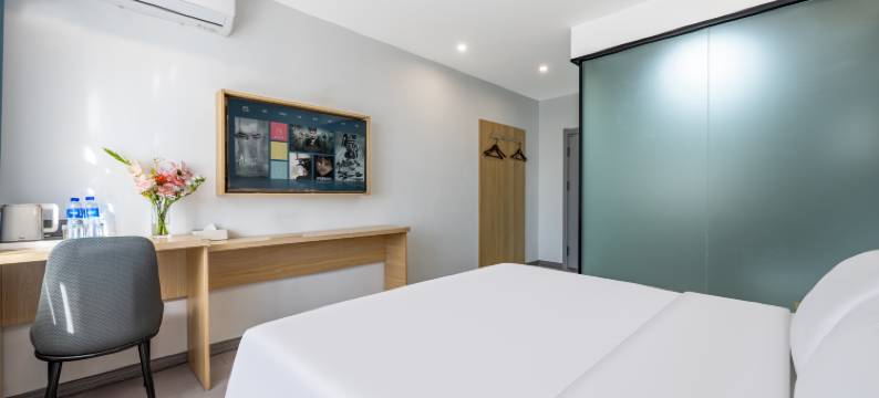 哈尔滨金豆酒店(中央大街步行街圣索菲亚教堂店)图片