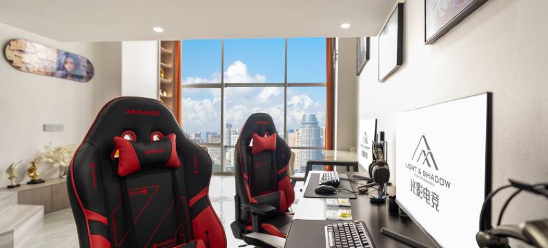 光影电竞Loft酒店(椒江腾达中心店)图片