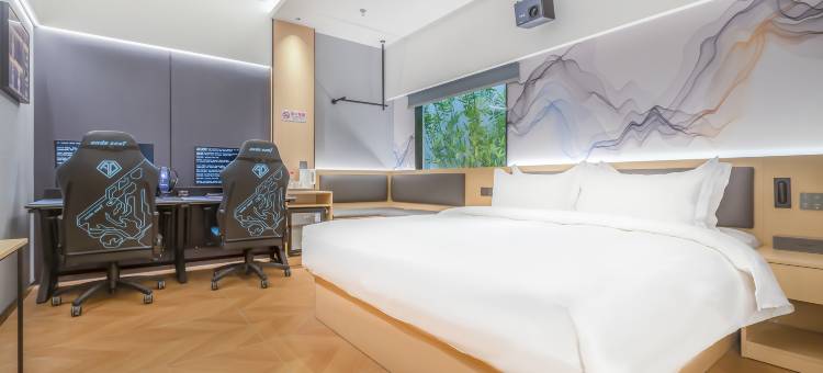 竞极电竞酒店(天津火车站五大道文化旅游区店)图片