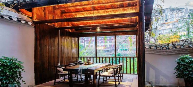 凤凰古城天华楼酒店(沱江店)图片