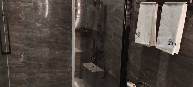 防城港鹿鸣民宿(桃花湾广场店)图片