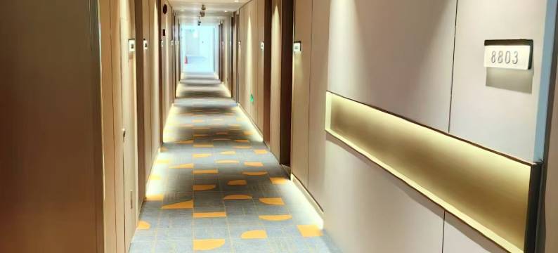 宿适轻奢酒店(上海交通大学延安西路地铁站店)图片