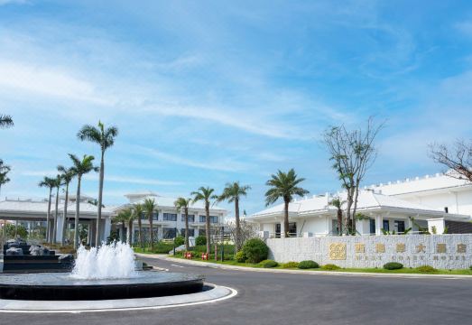 WEST COAST HOTEL Hotel Overview