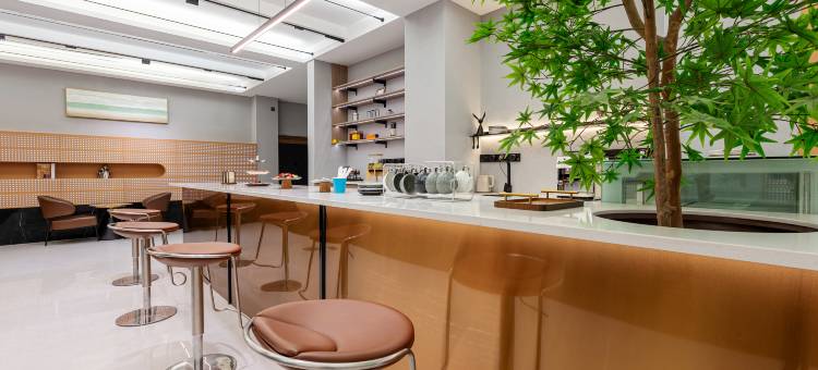 上蔡V90酒店(蔡都大道店)图片