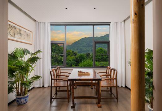 Tiantaishan HotelHotel Overview