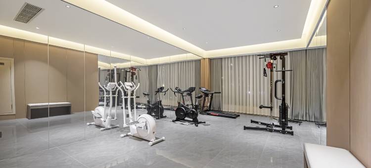 泊尔思顿酒店(隆昌新街里金沙时代广场店)图片