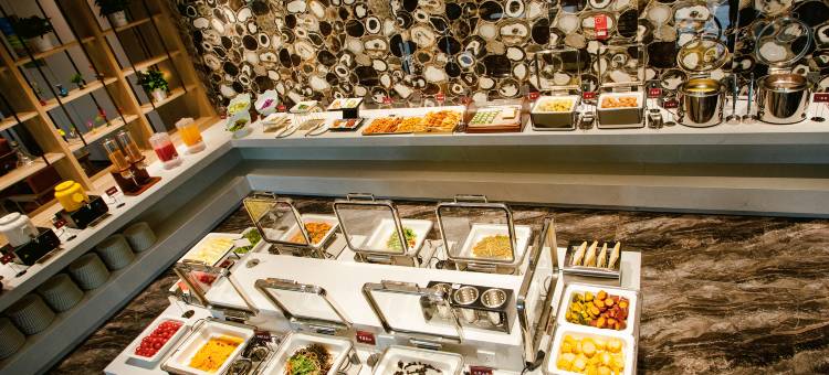 那拉提丽呈酒店图片