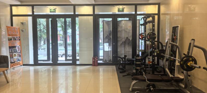 布尔津戈壁春天酒店图片