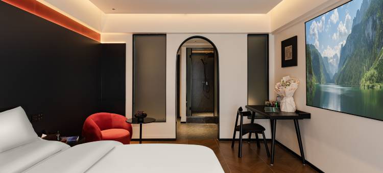 川澜·云湾CloudyBay栖悦美宿(贵阳双子塔海豚广场店)图片