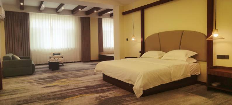 巴塔尔度假农庄·悦享闲庭|星空露营(福海店)图片