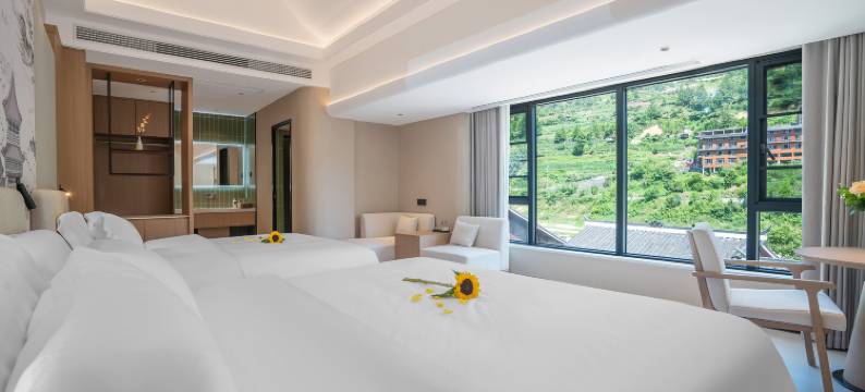 留白溪涧·轻奢美宿(西江千户苗寨大北门店)图片