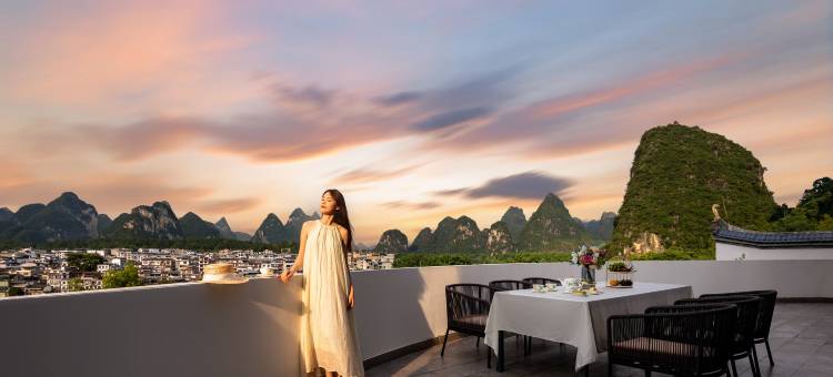 世熙天悦江景酒店(阳朔西街漓江店)图片