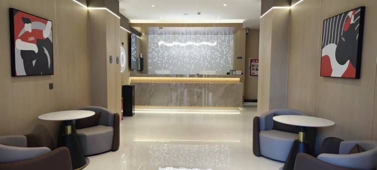 骏怡酒店(百盛购物中心店)图片