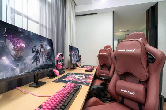 TNT电竞酒店(贺州学院新旺角店)